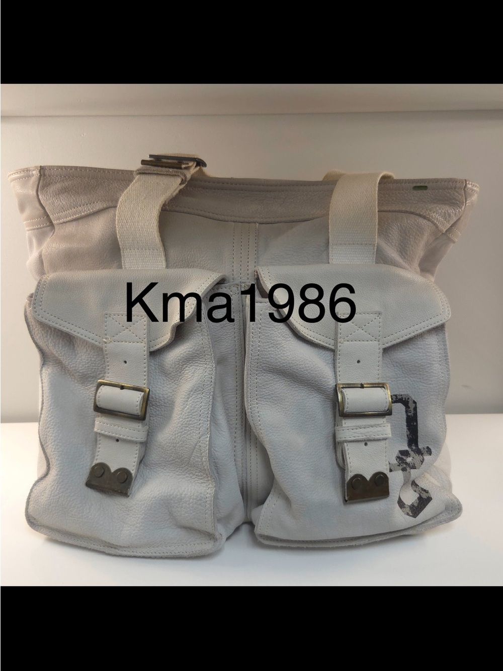 1/59 will win this Gucci Tote! $25 Off $75 to use in that show only! SEE RULES! - Picture 4 of 16